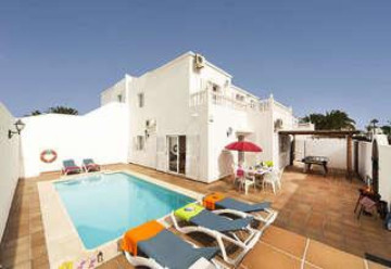 7 Bed  Villa/House for Sale, Puerto Del Carmen, Lanzarote - LA-LA1069s