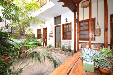 4 Bed  Villa/House for Sale, Santa Cruz de Tenerife, Tenerife - PR-CAS0059VED