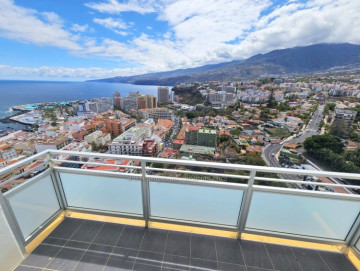 1 Bed  Flat / Apartment to Rent, Puerto de la Cruz, Tenerife - IC-AAP11487