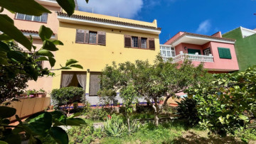 3 Bed  Villa/House for Sale, Los Realejos, Tenerife - IC-VCH11491